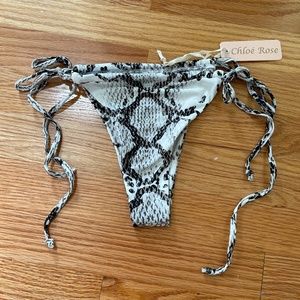 Chloe Rose Bikini Bottom Sz S‎ NWT